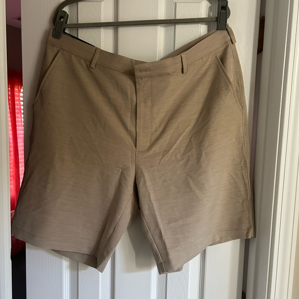 Greg Norman Tan Shorts NWT